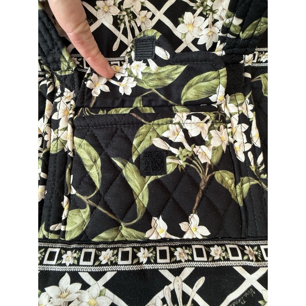 Retired Vera Bradley Black Jasmine Floral Quilted Medium Tote & Makeup Bag EUC - Picture 5 of 16